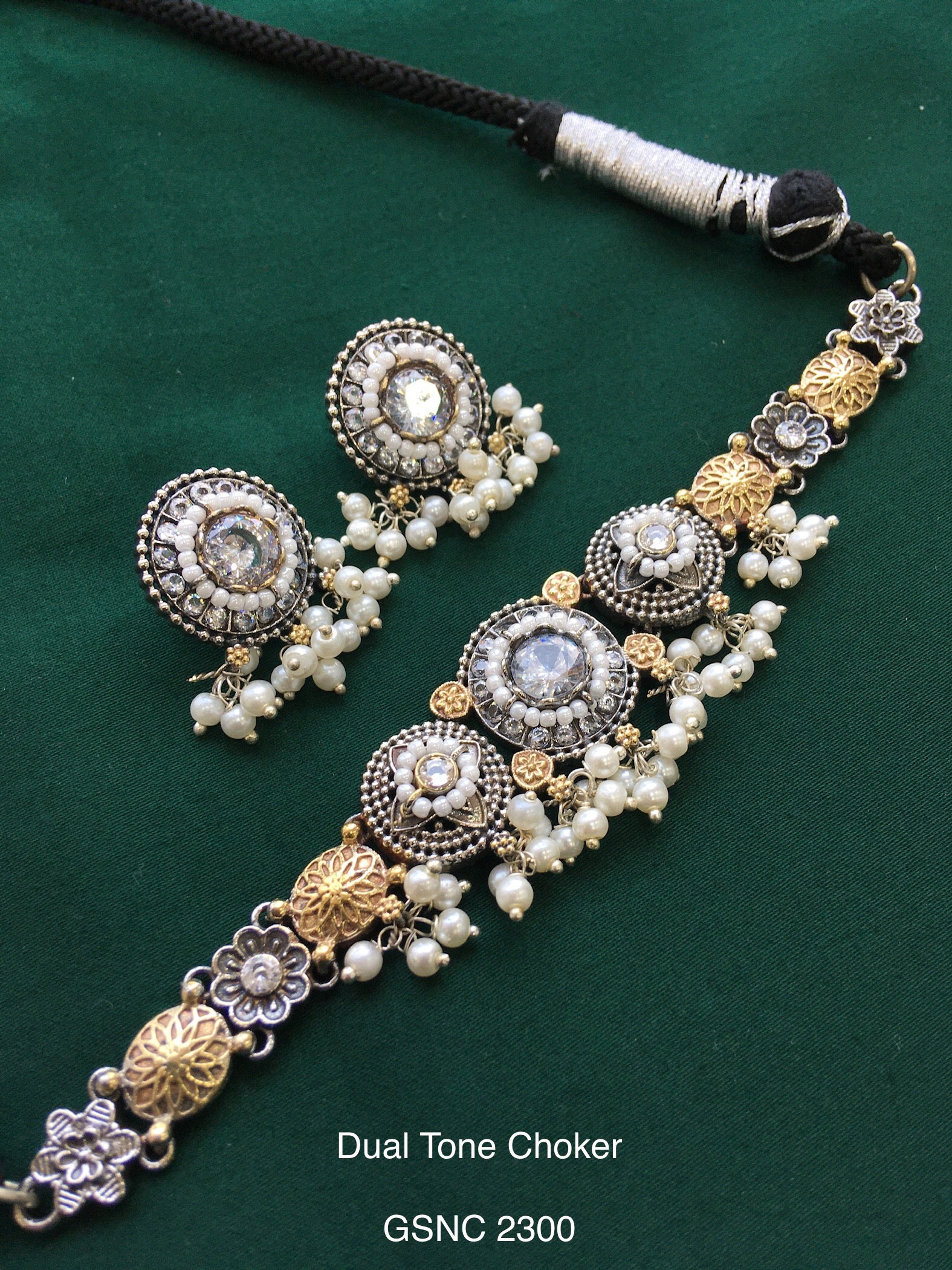 Dual Tone Choker