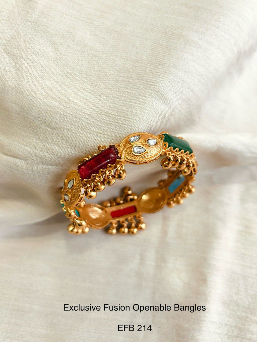 Handcrafted Neo Traditional Jadau Bangles