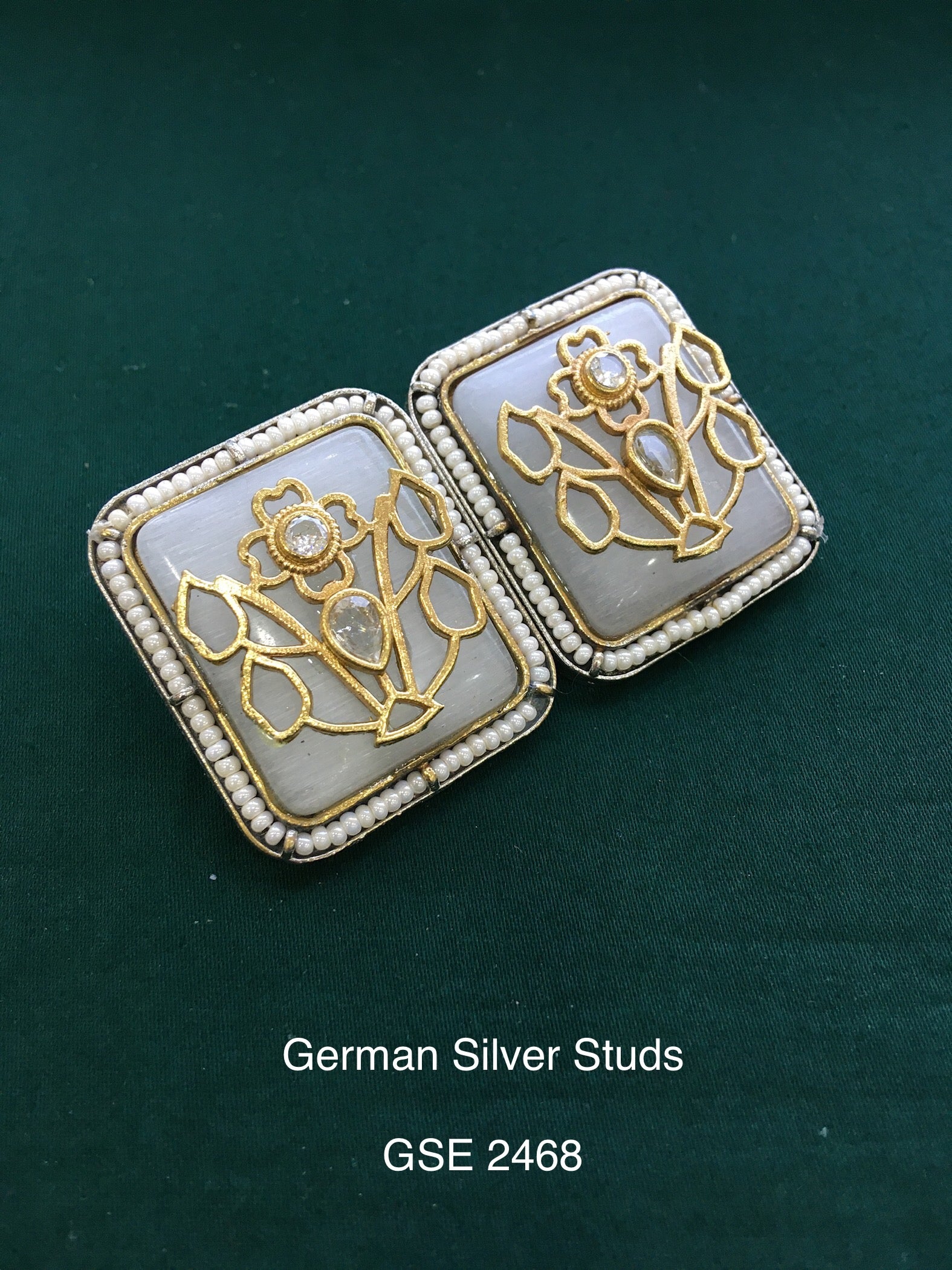 Antique Dual Tone Earring