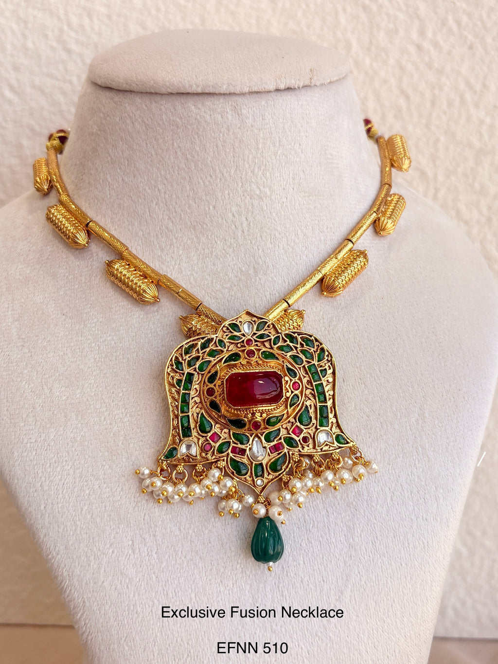 Neo Traditional necklace