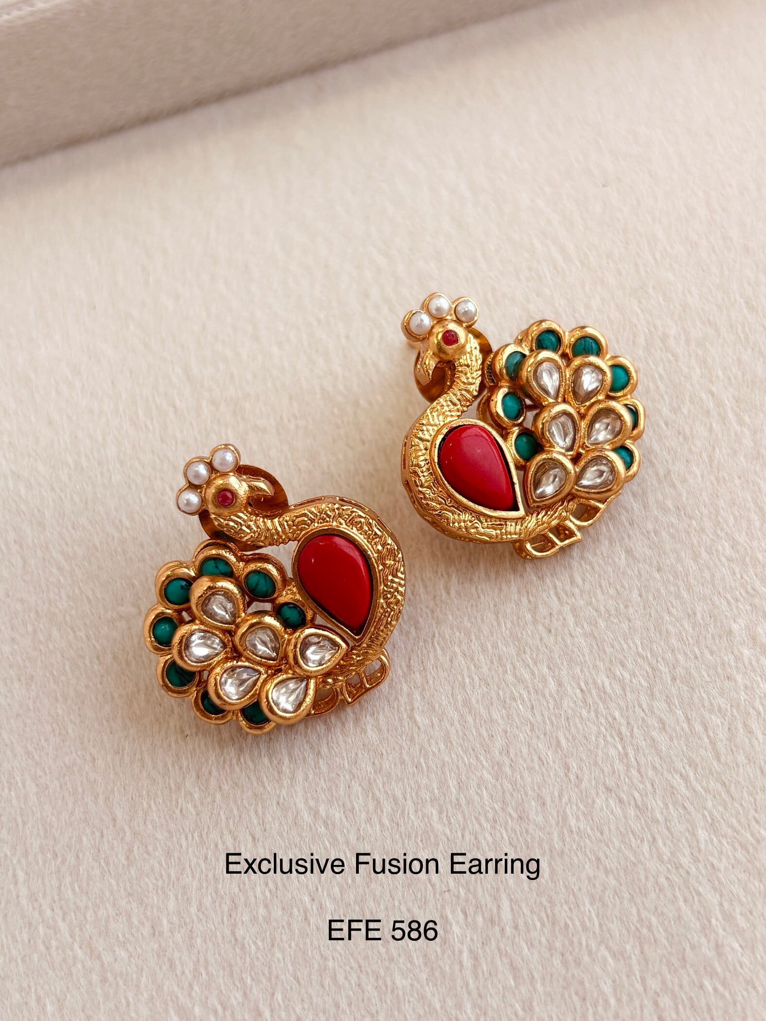 Neo Traditional studs