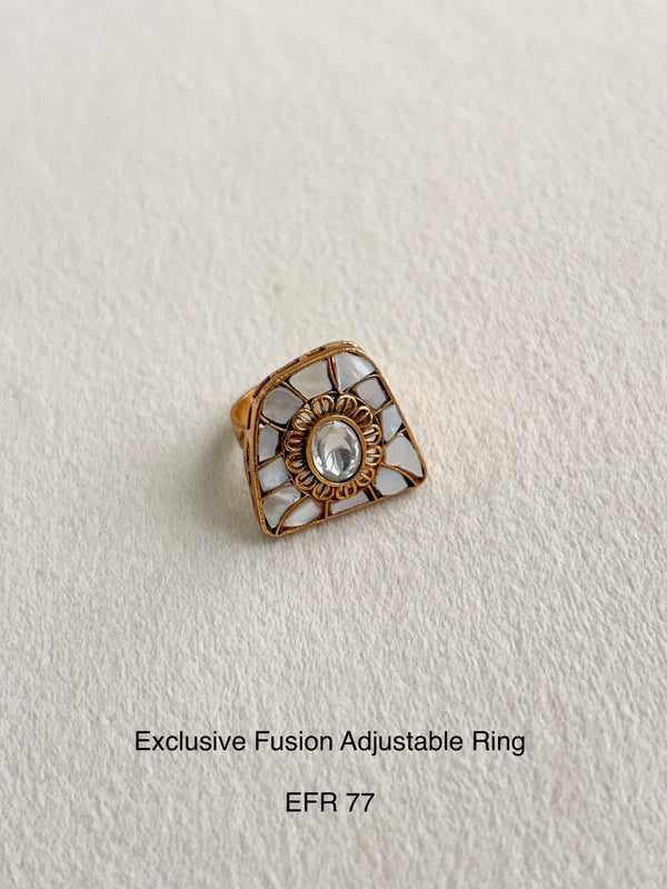 Neo Traditional Finger Ring