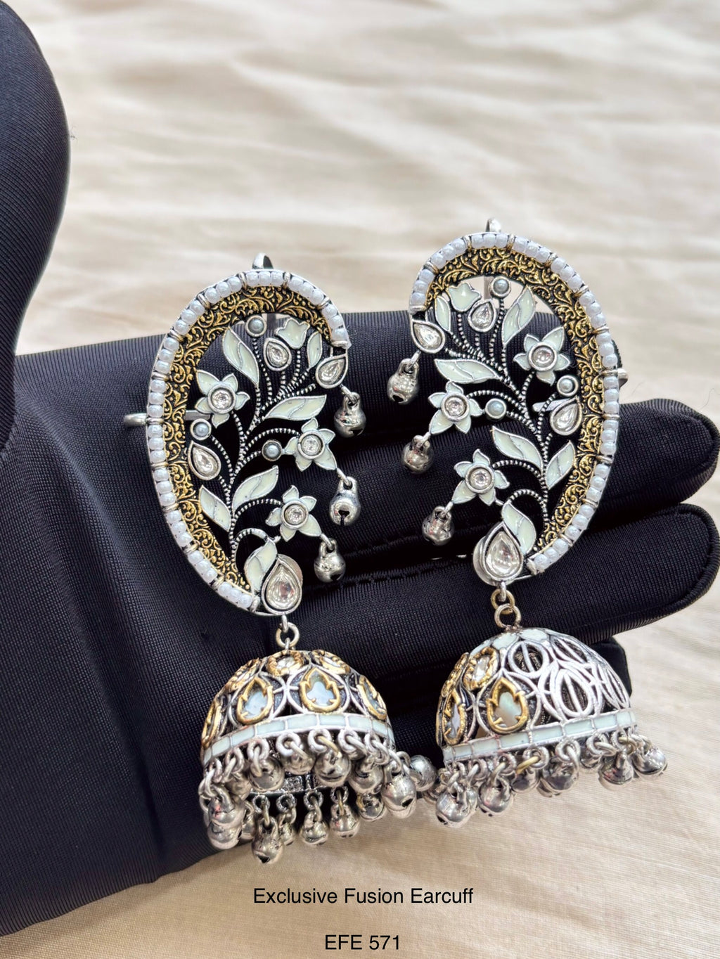 Handcrafted Neo Traditional Jadau Earcuff
