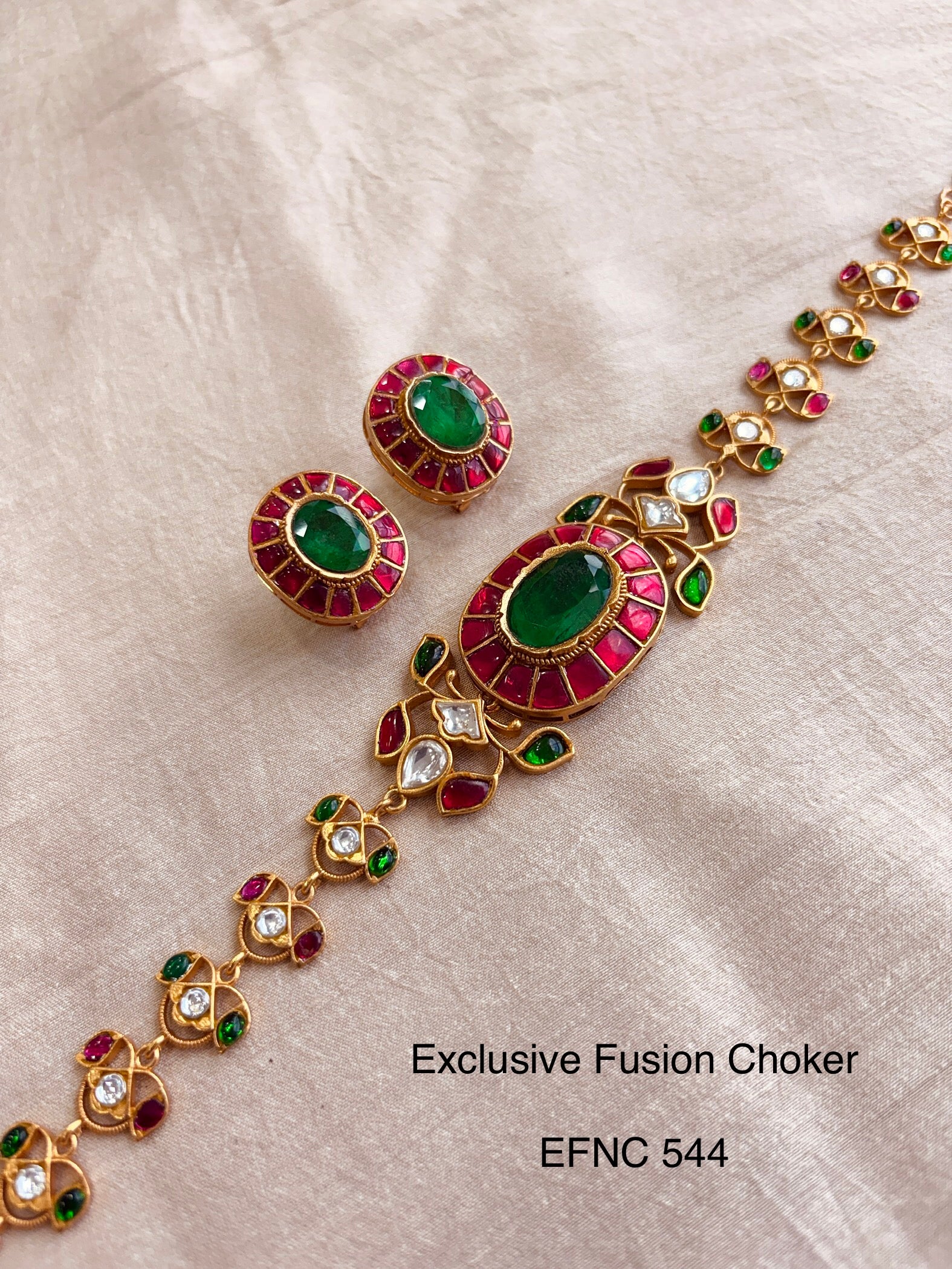 Neo Traditional Choker