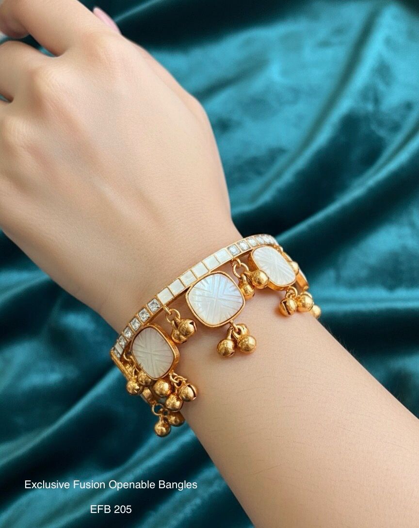 Handcrafted Neo Traditional Jadau Bangles
