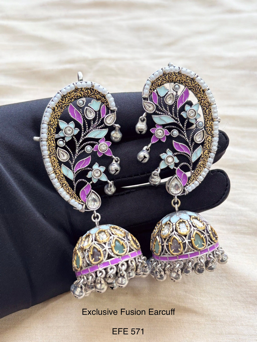 Handcrafted Neo Traditional Jadau Earcuff