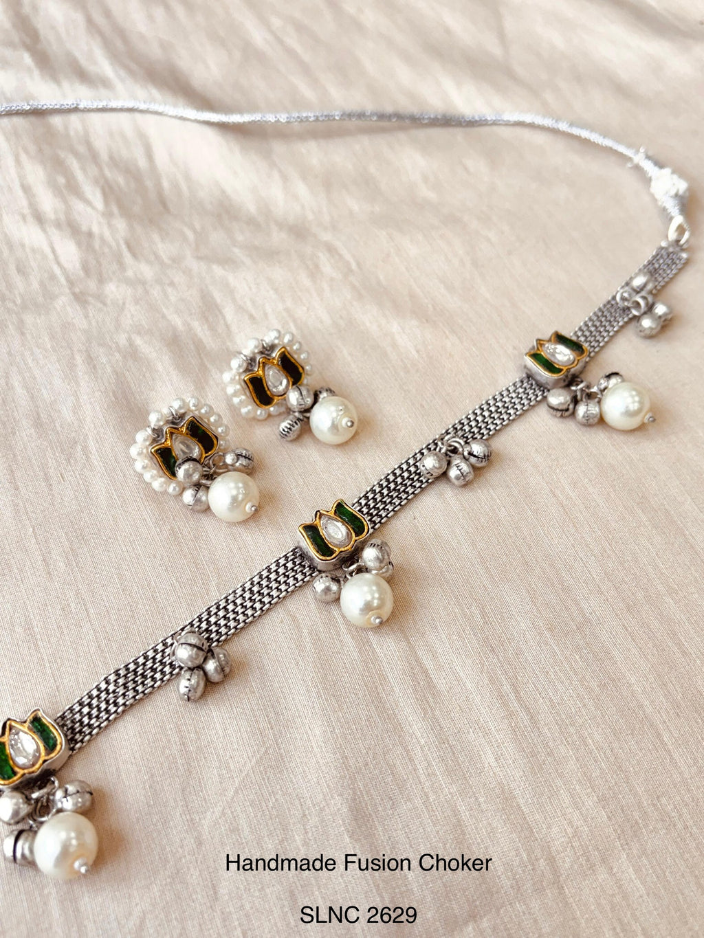 Fusion Sleek Choker