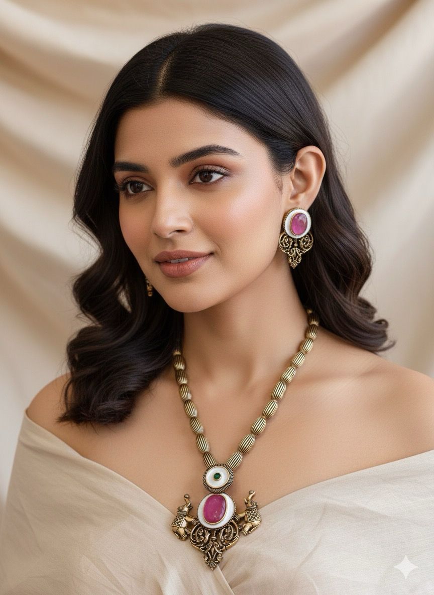 Neo Traditional Long Necklace