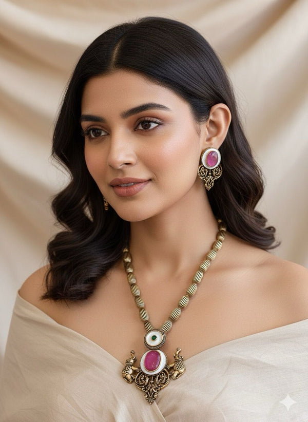 Neo Traditional Long Necklace