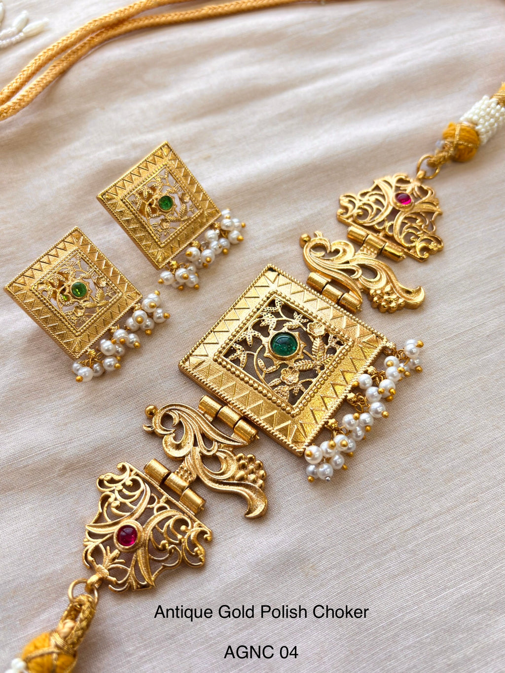 Ethno Gold Choker