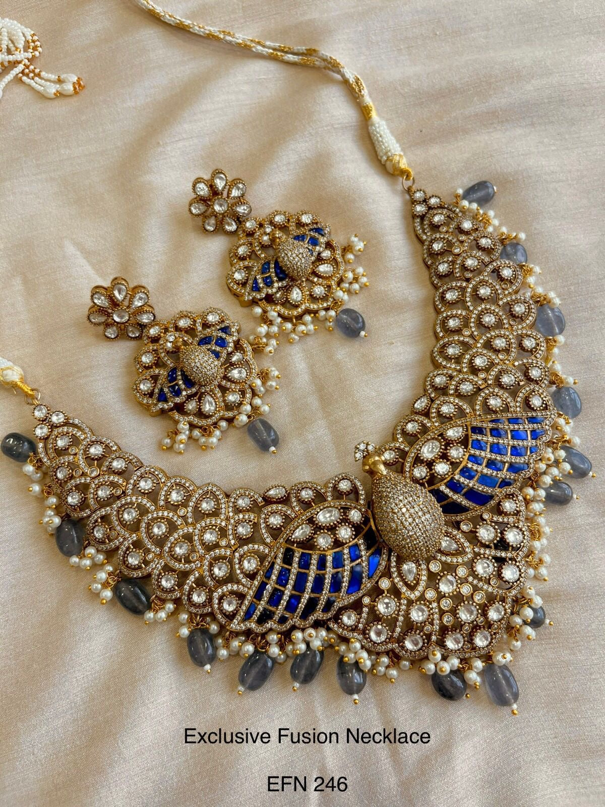 Neo Traditional necklace