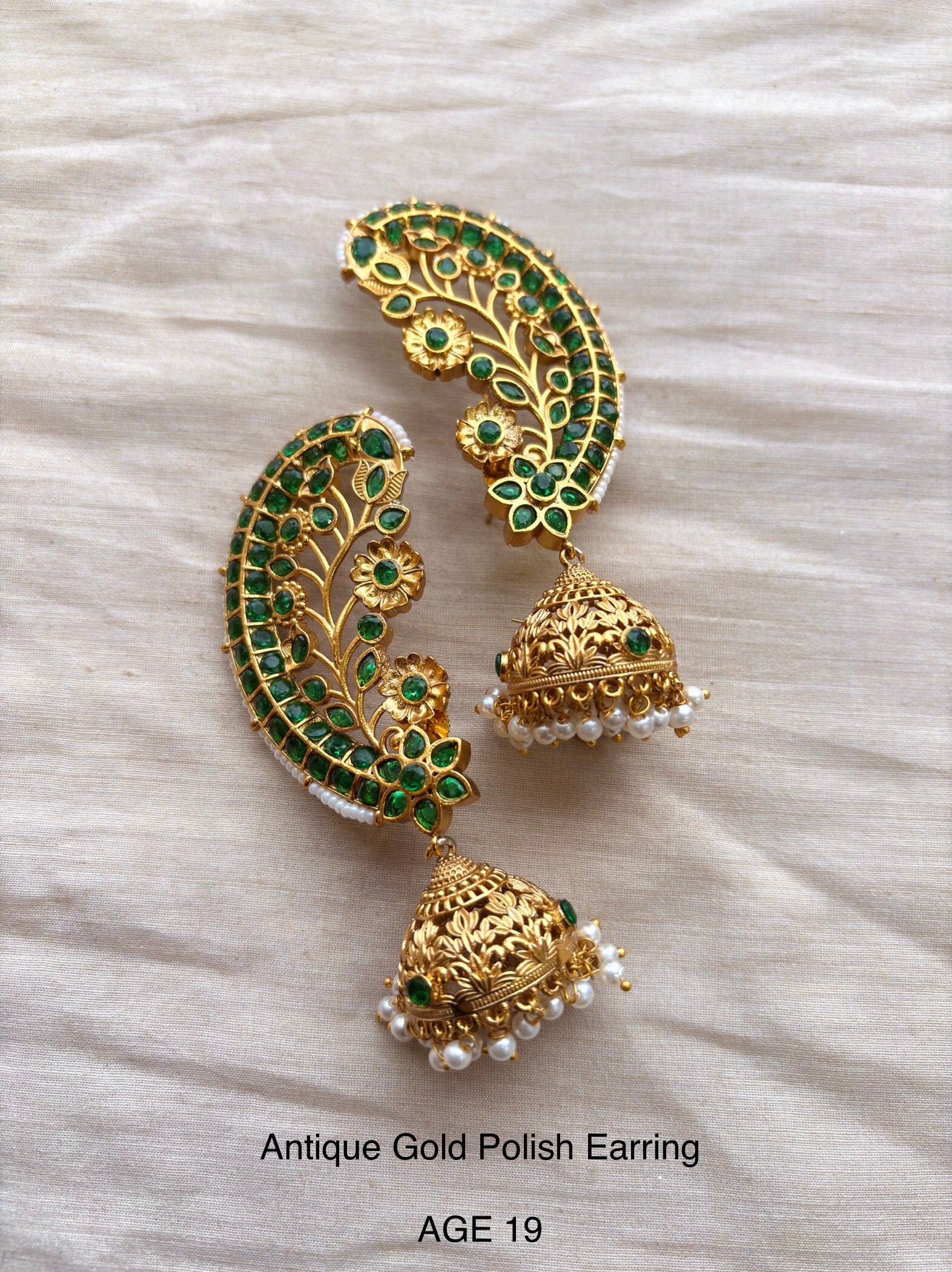 Ethno Gold Earcuff