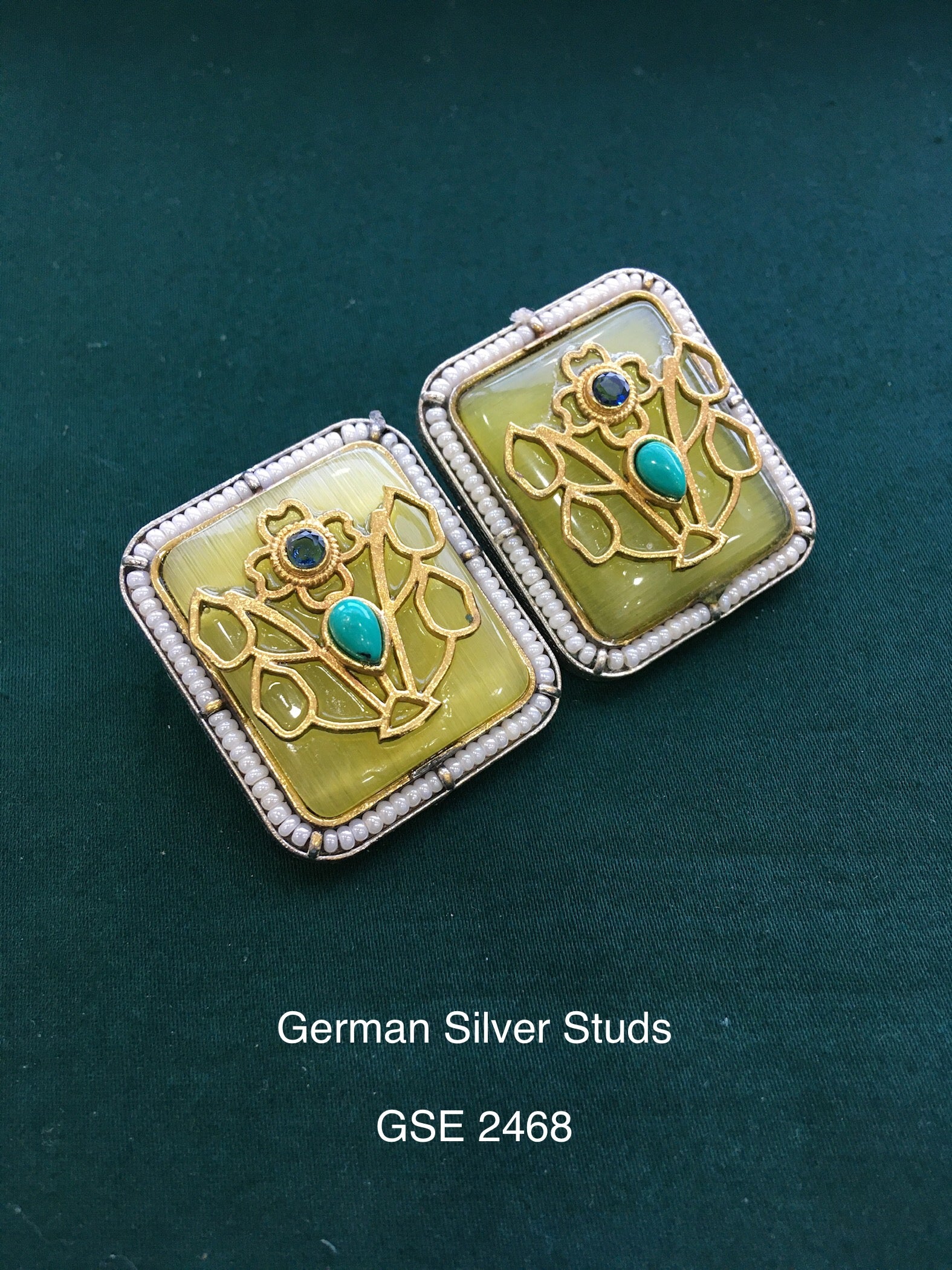 Antique Dual Tone Earring
