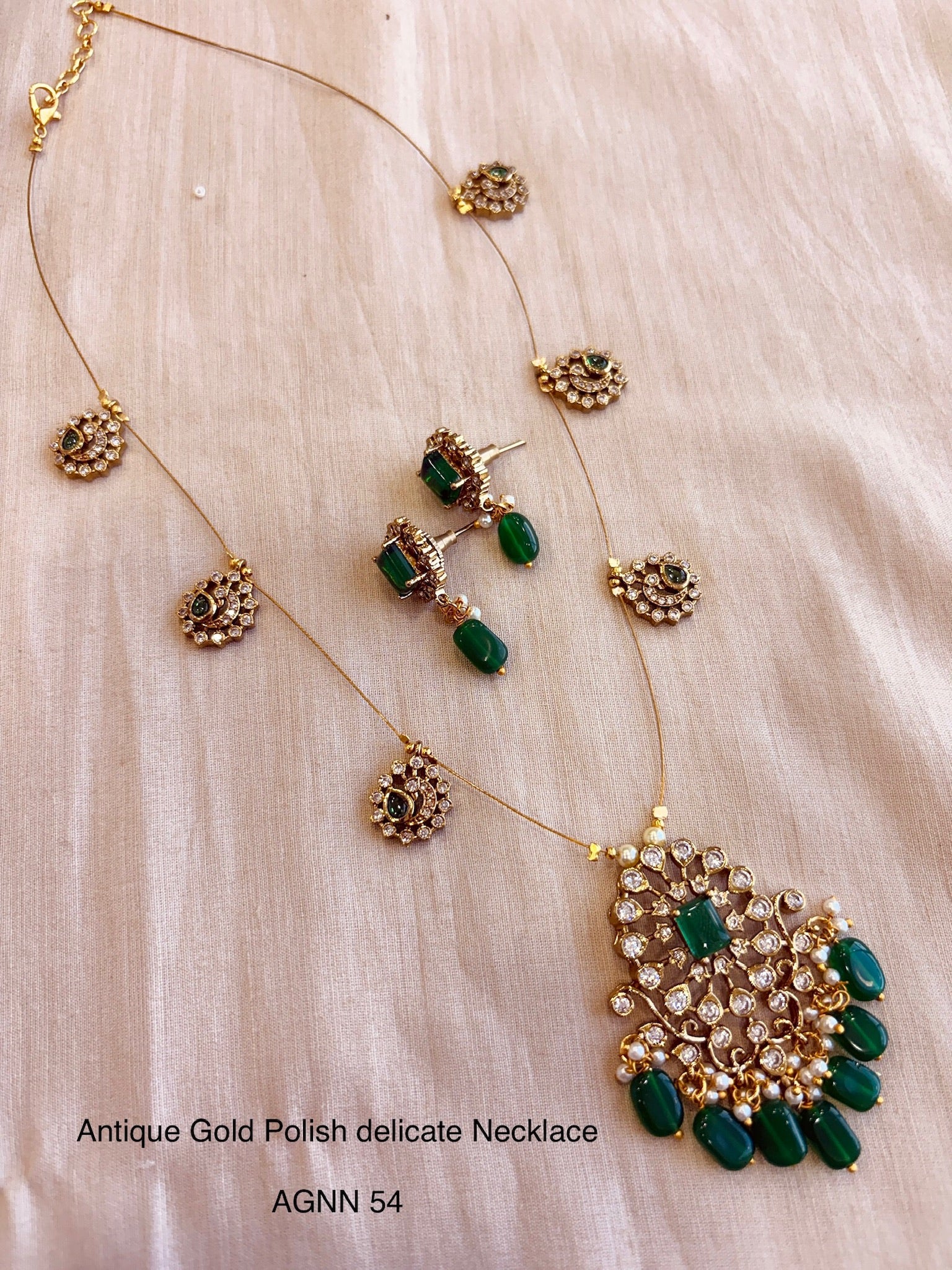 Ethno gold polish necklace