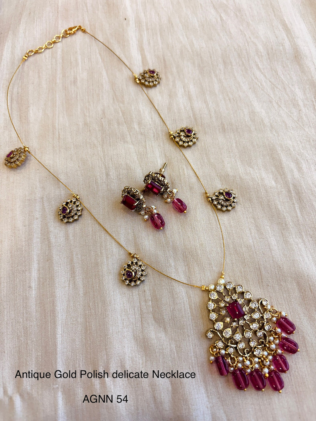 Ethno gold polish necklace