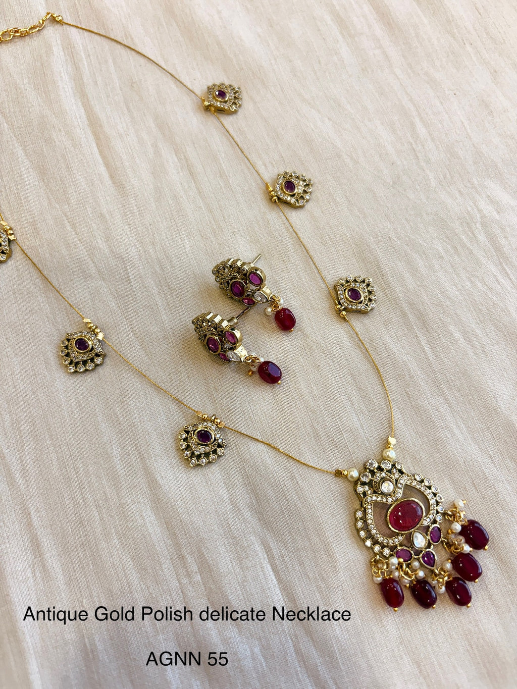 Ethno gold polish necklace