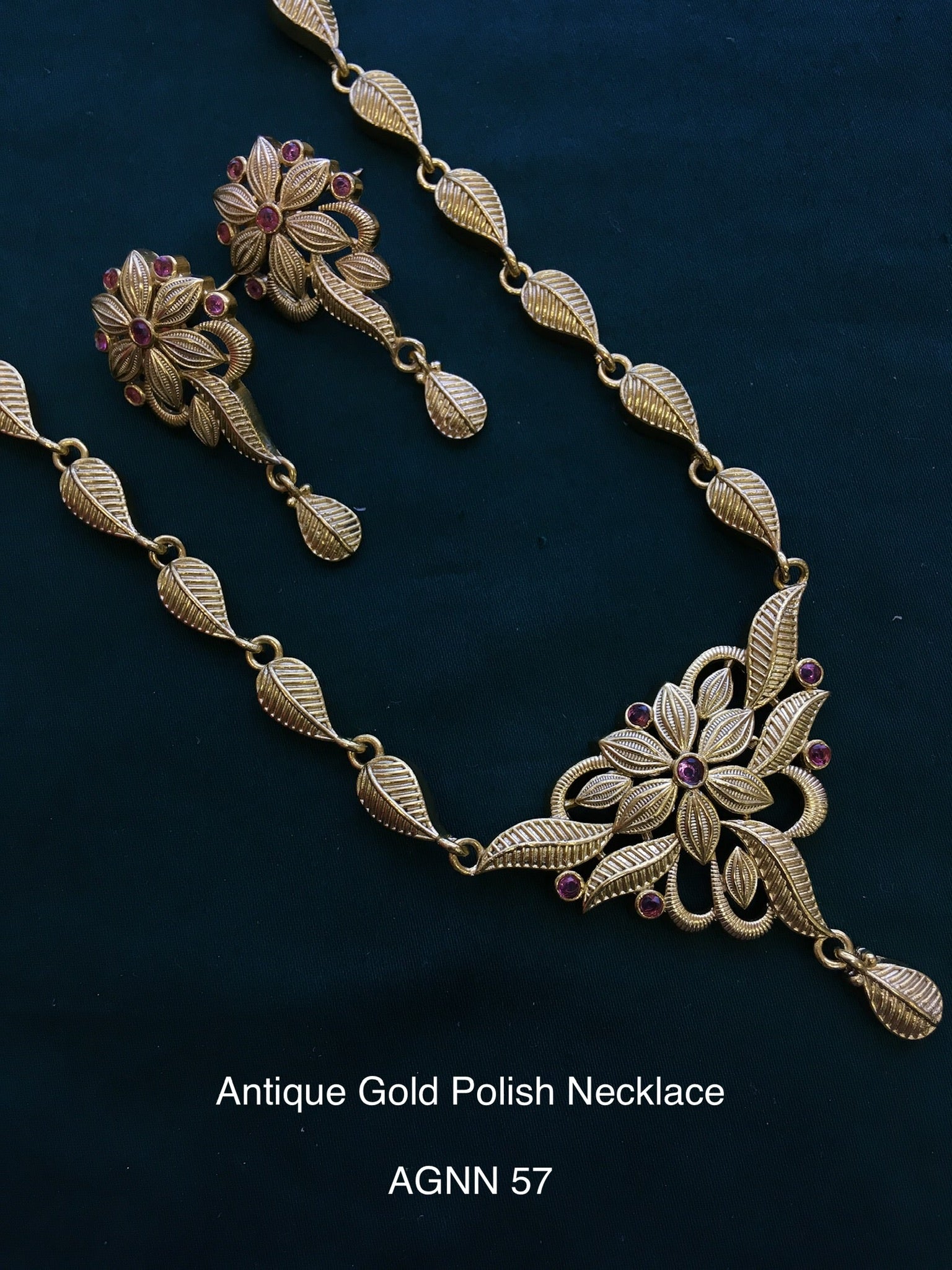 Ethno gold polish necklace
