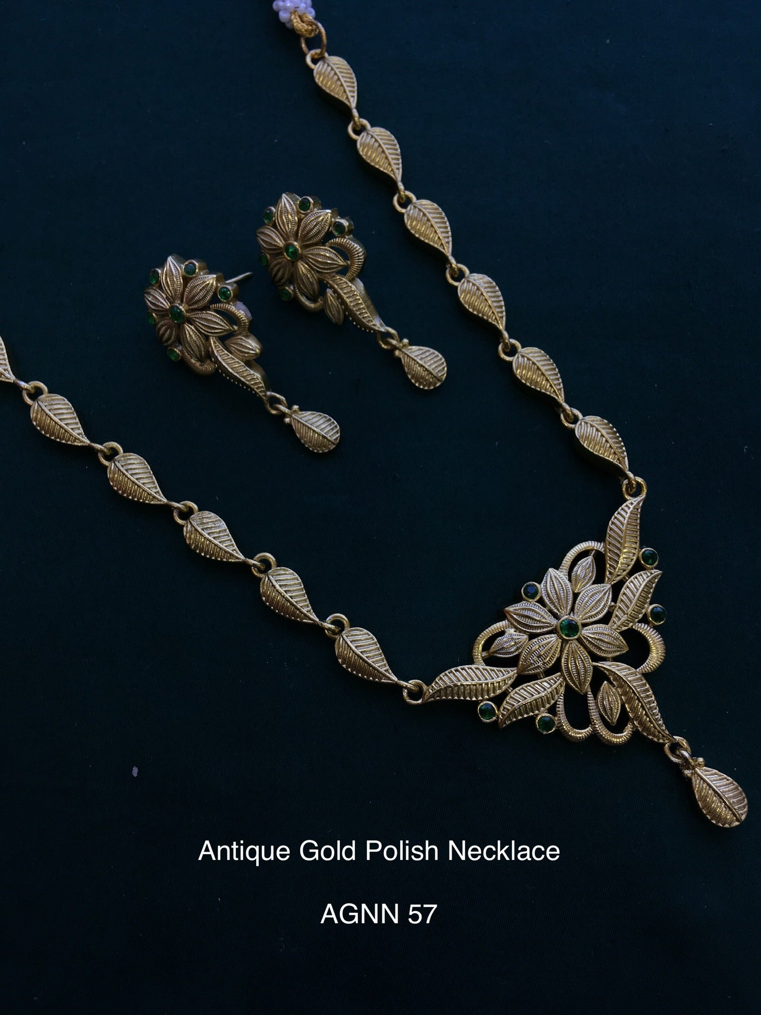 Ethno gold polish necklace