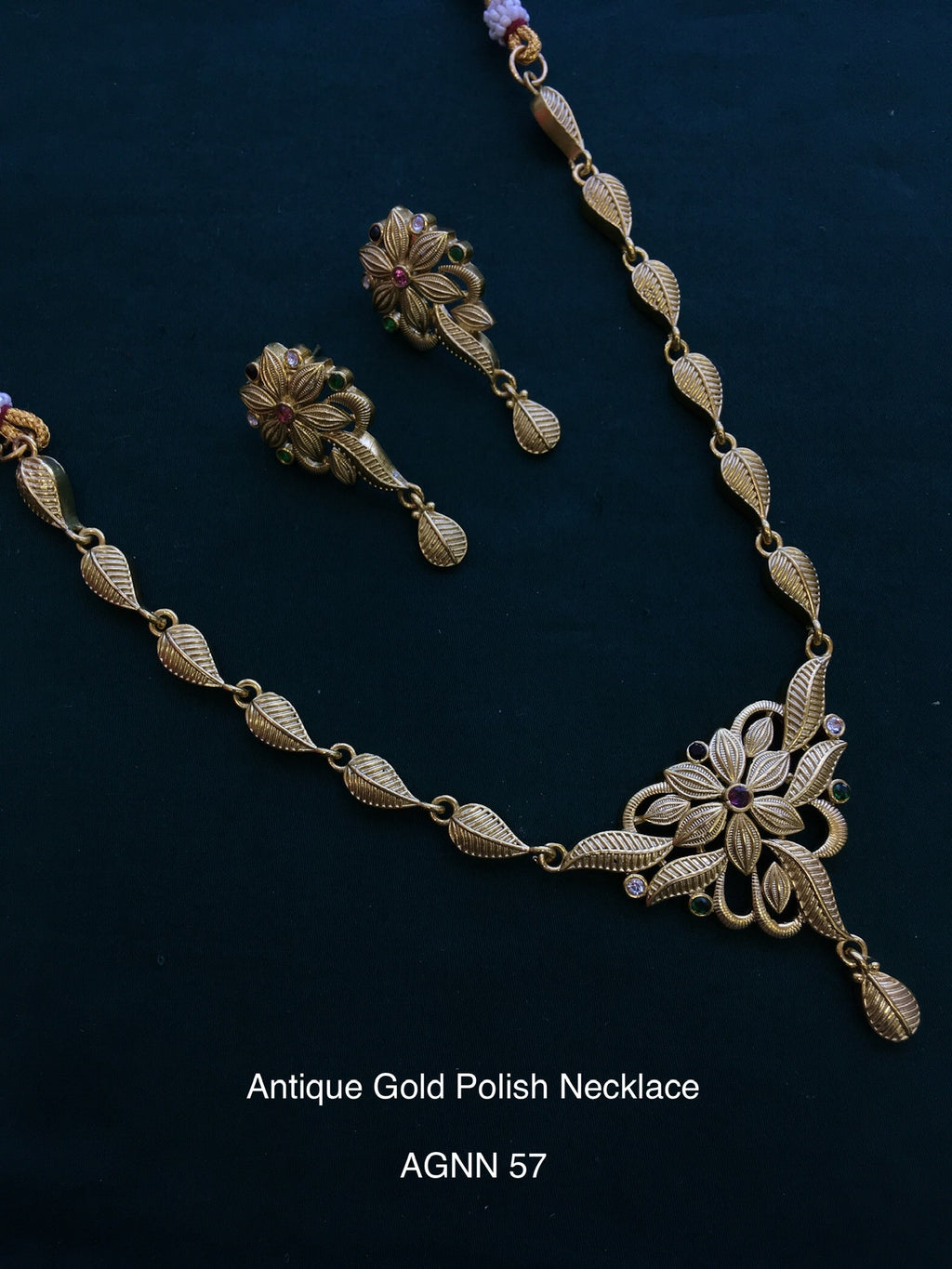 Ethno gold polish necklace