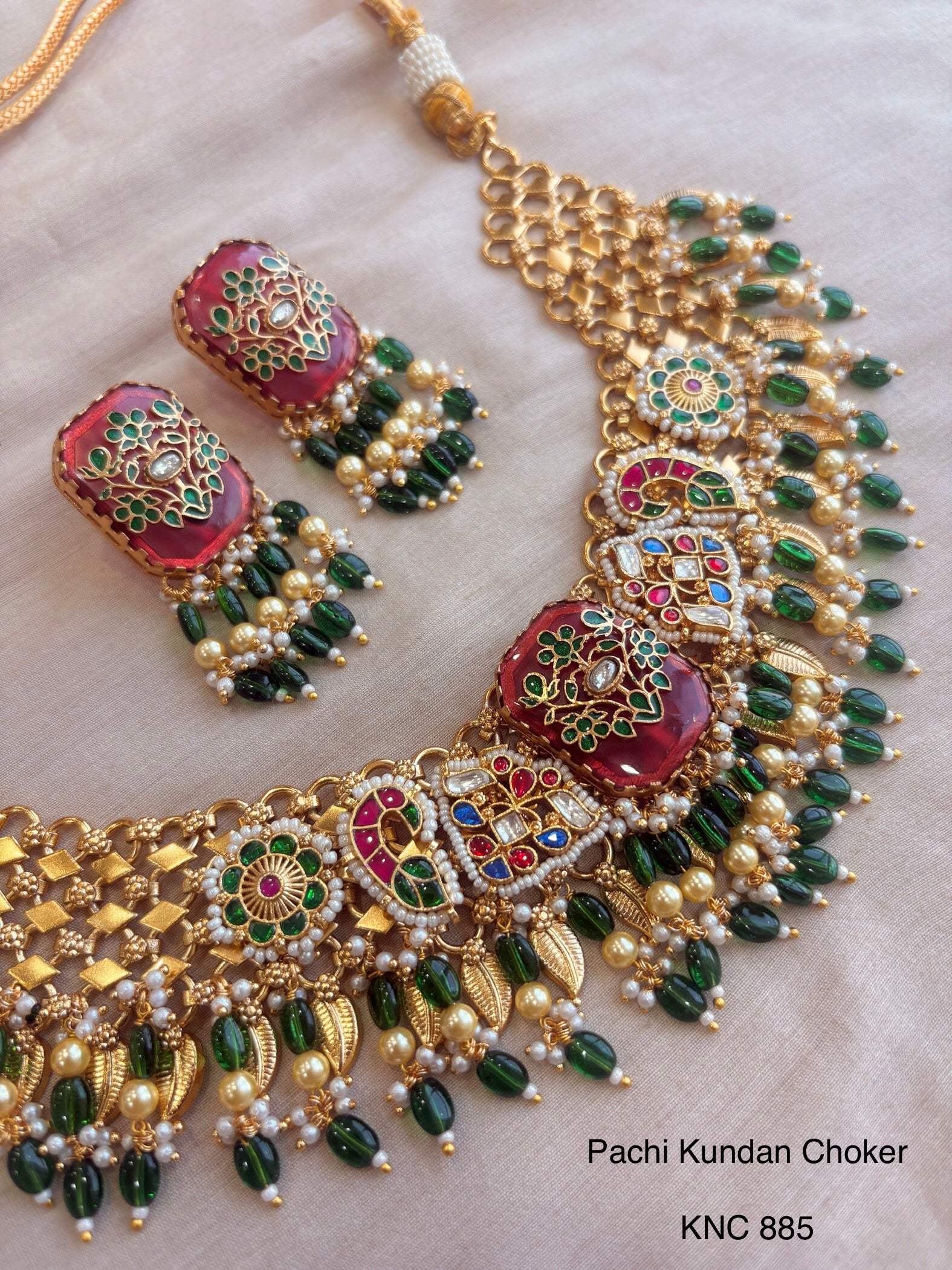 Handcrafted Jadau Necklace