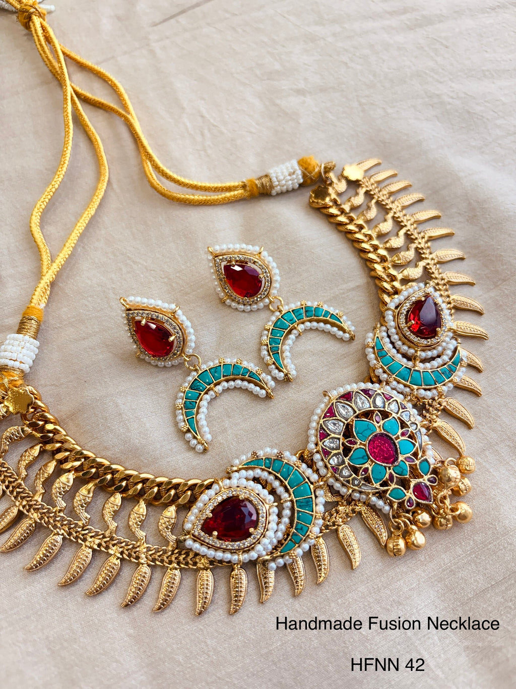Handcrafted Jadau Fusion Necklace