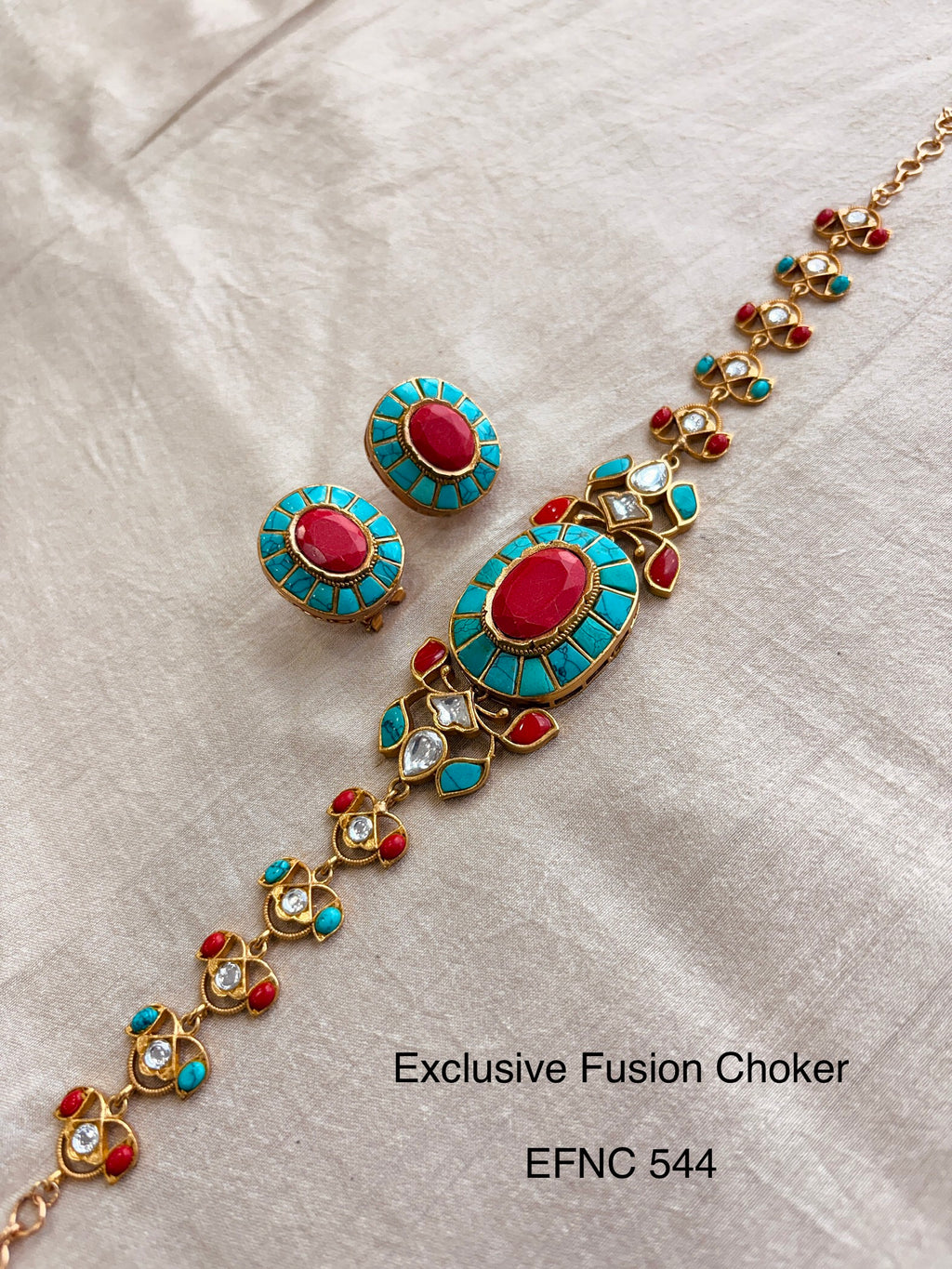 Neo Traditional Choker