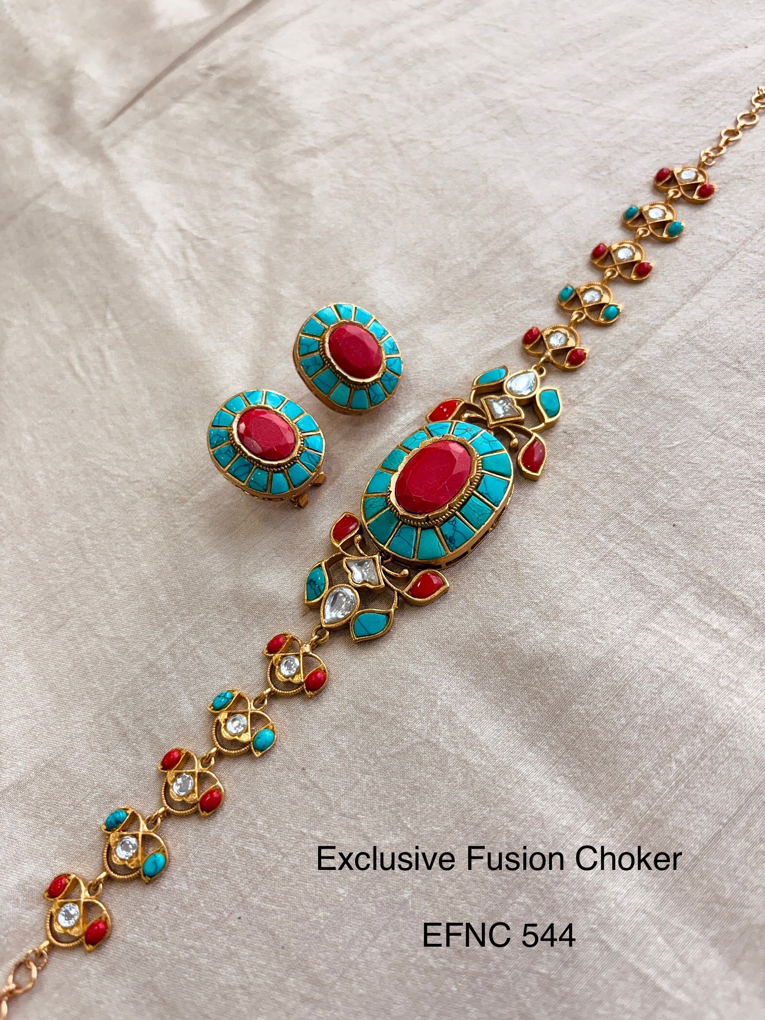 Neo Traditional Choker