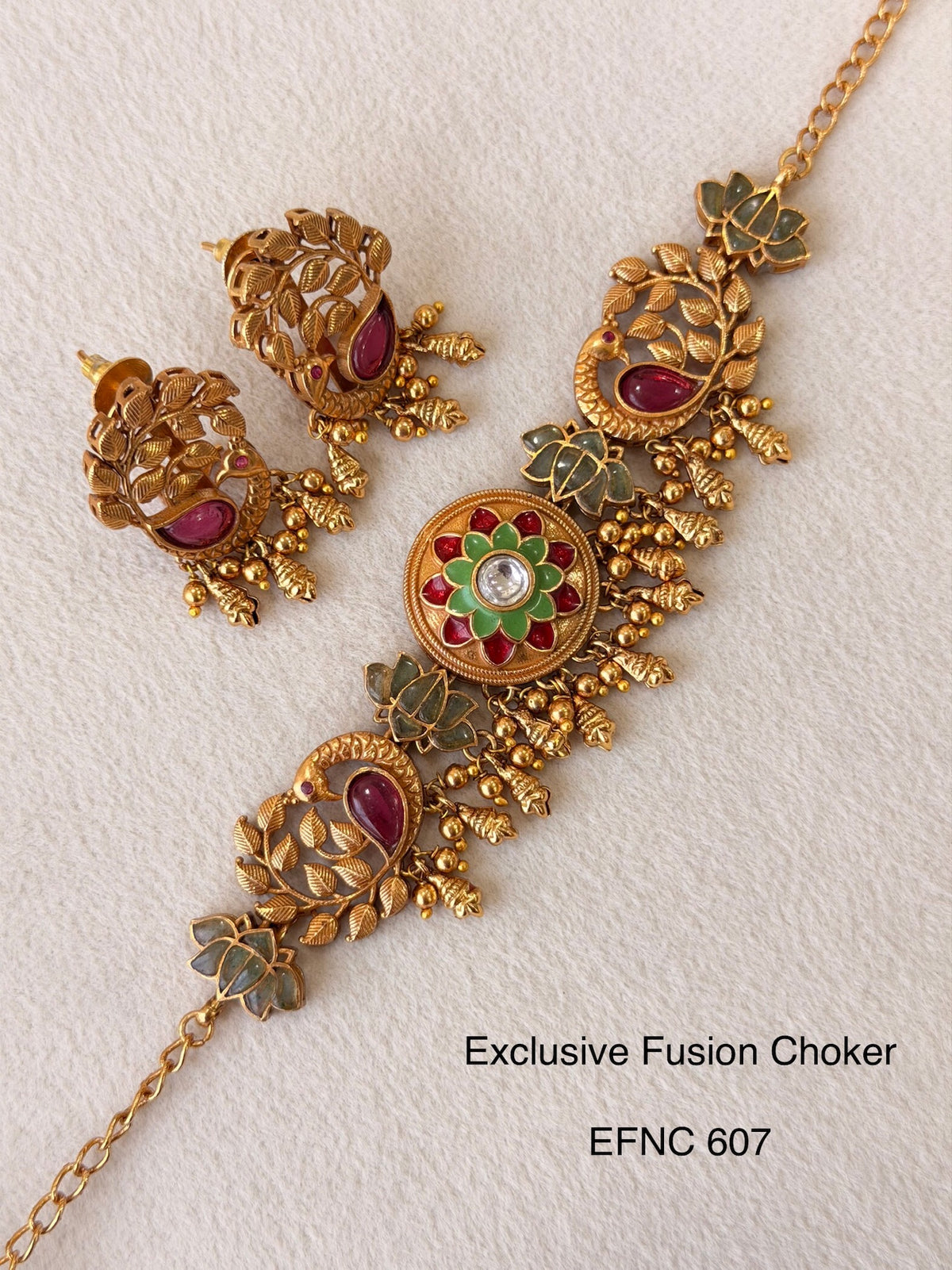 Neo Traditional Choker