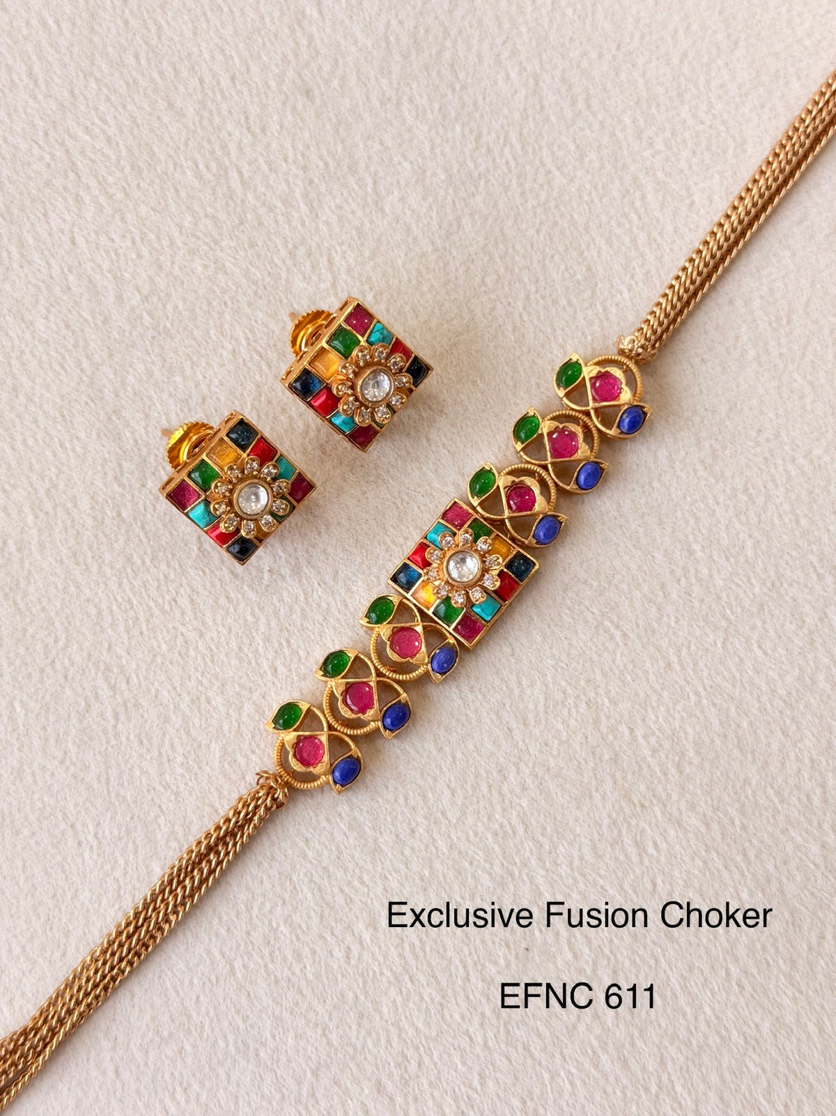 Neo Traditional Choker