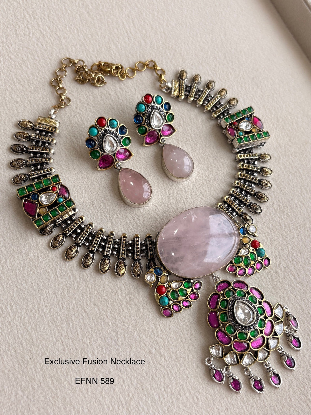 EXCLUSIVE FUSION NECKLACES