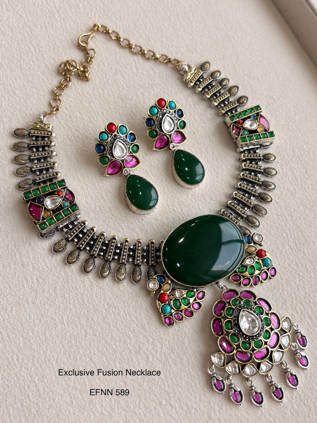EXCLUSIVE FUSION NECKLACES