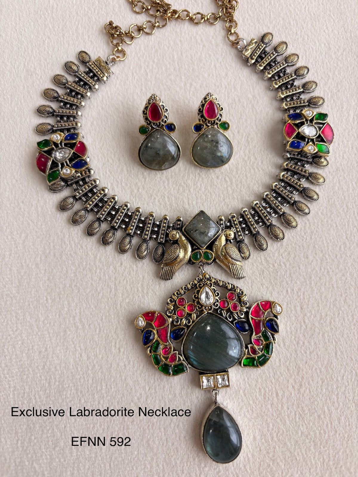 EXCLUSIVE FUSION NECKLACES