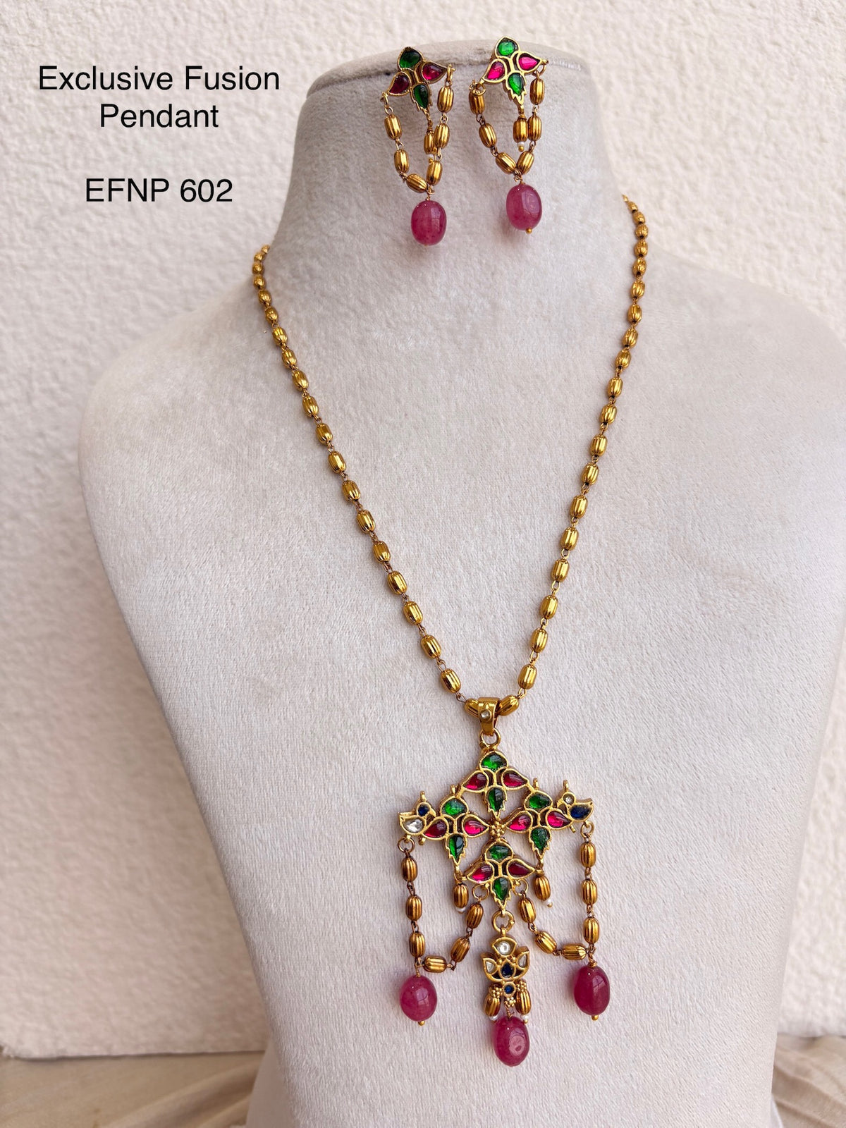 EXCULSIVE FUSION PENDANT