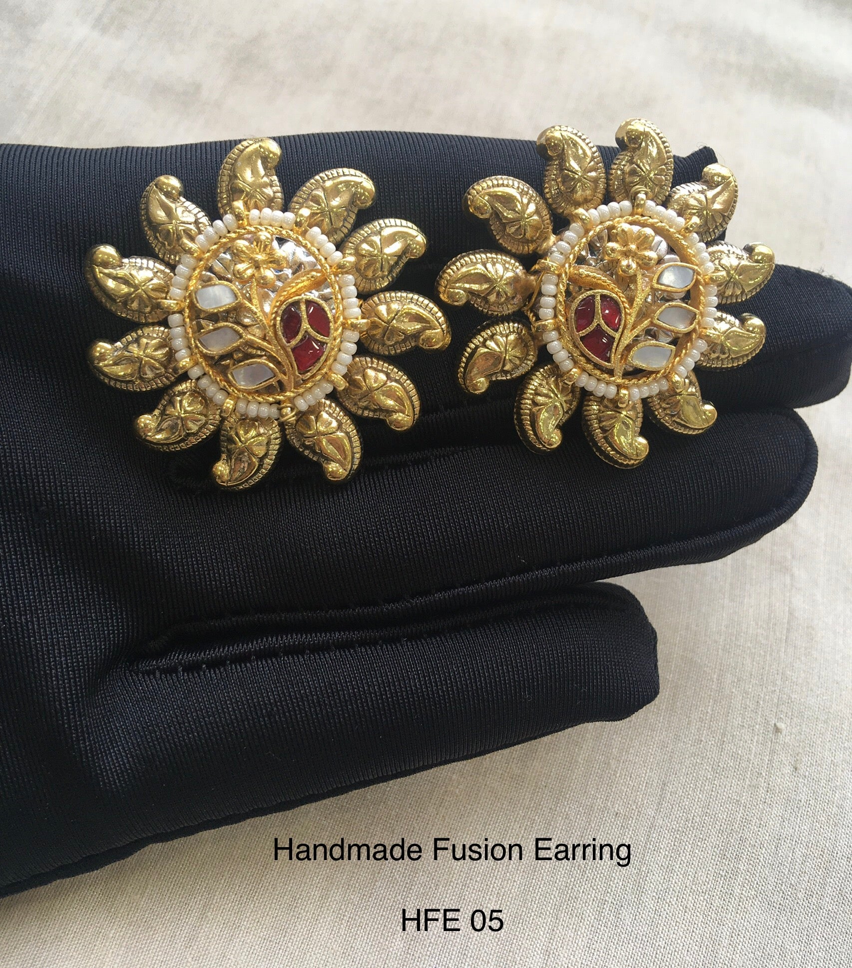 Handcrafted jadau Fusion Earring