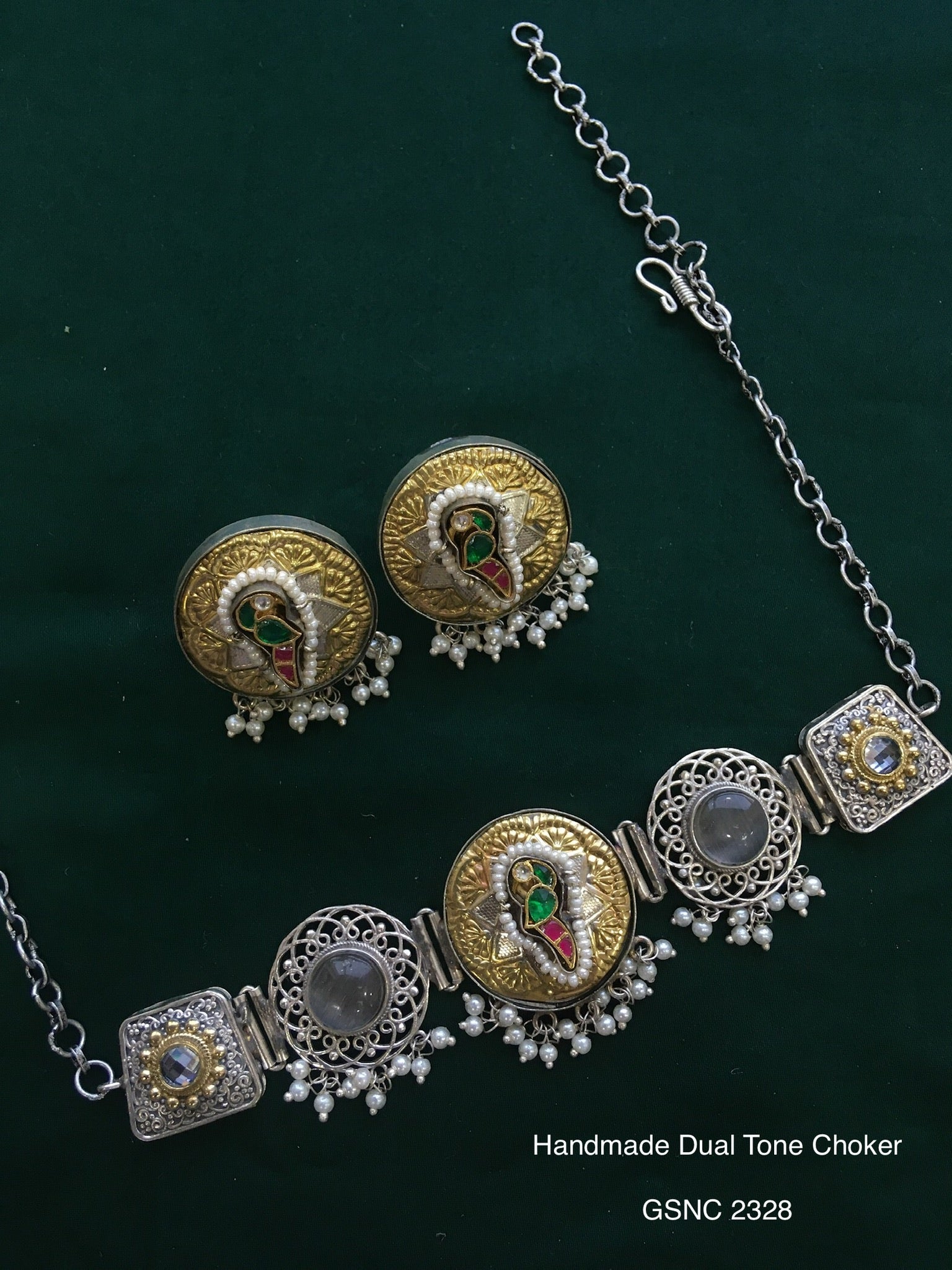 Antique dual tone choker