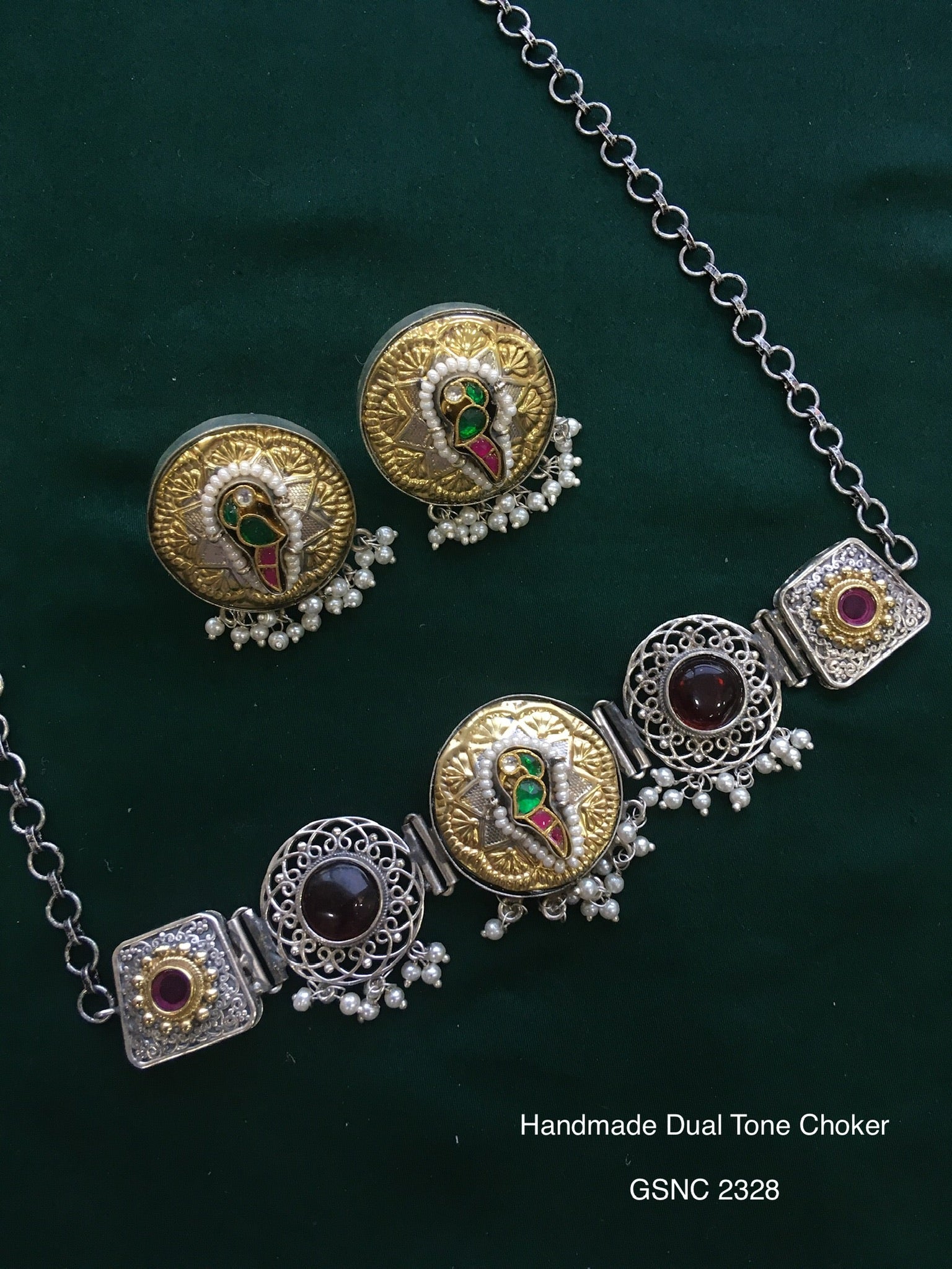 Antique dual tone choker