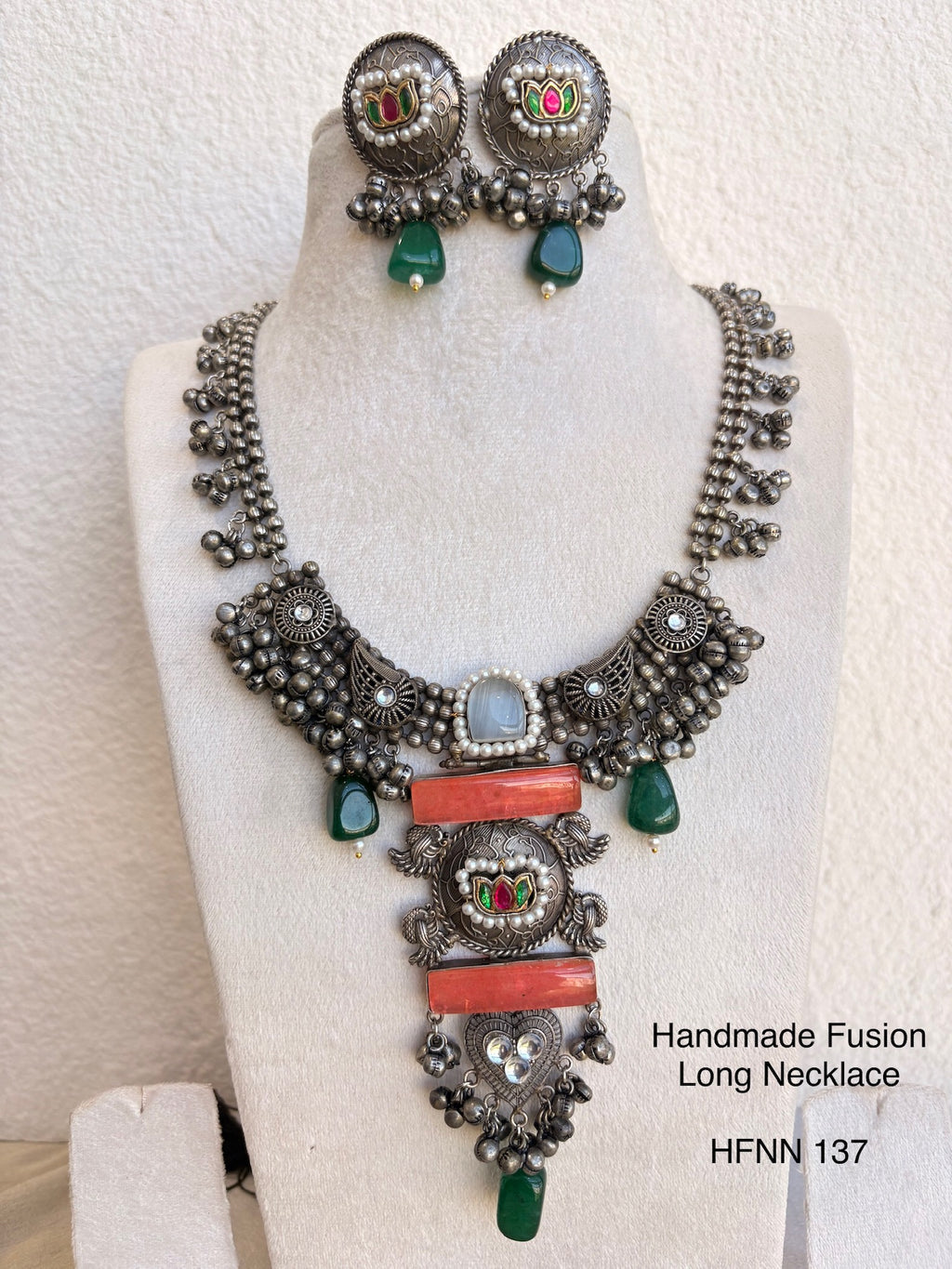Handcrafted Silver Jadau Necklaces