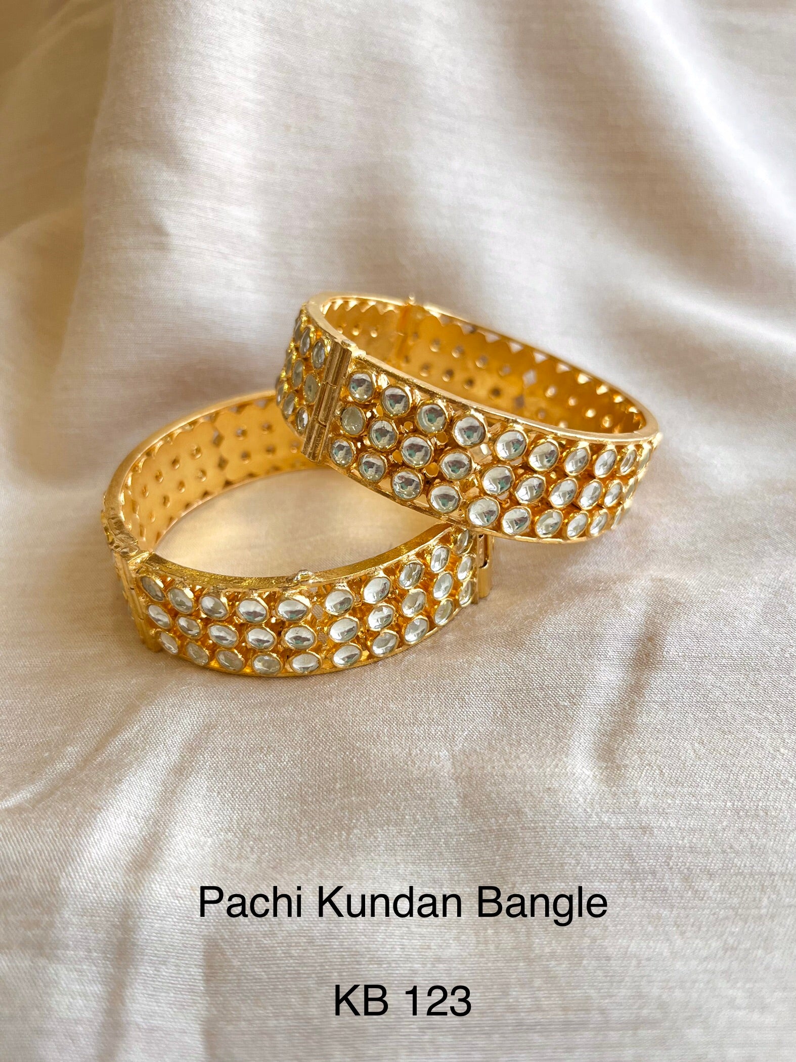 Heritage pachi kundan bangle