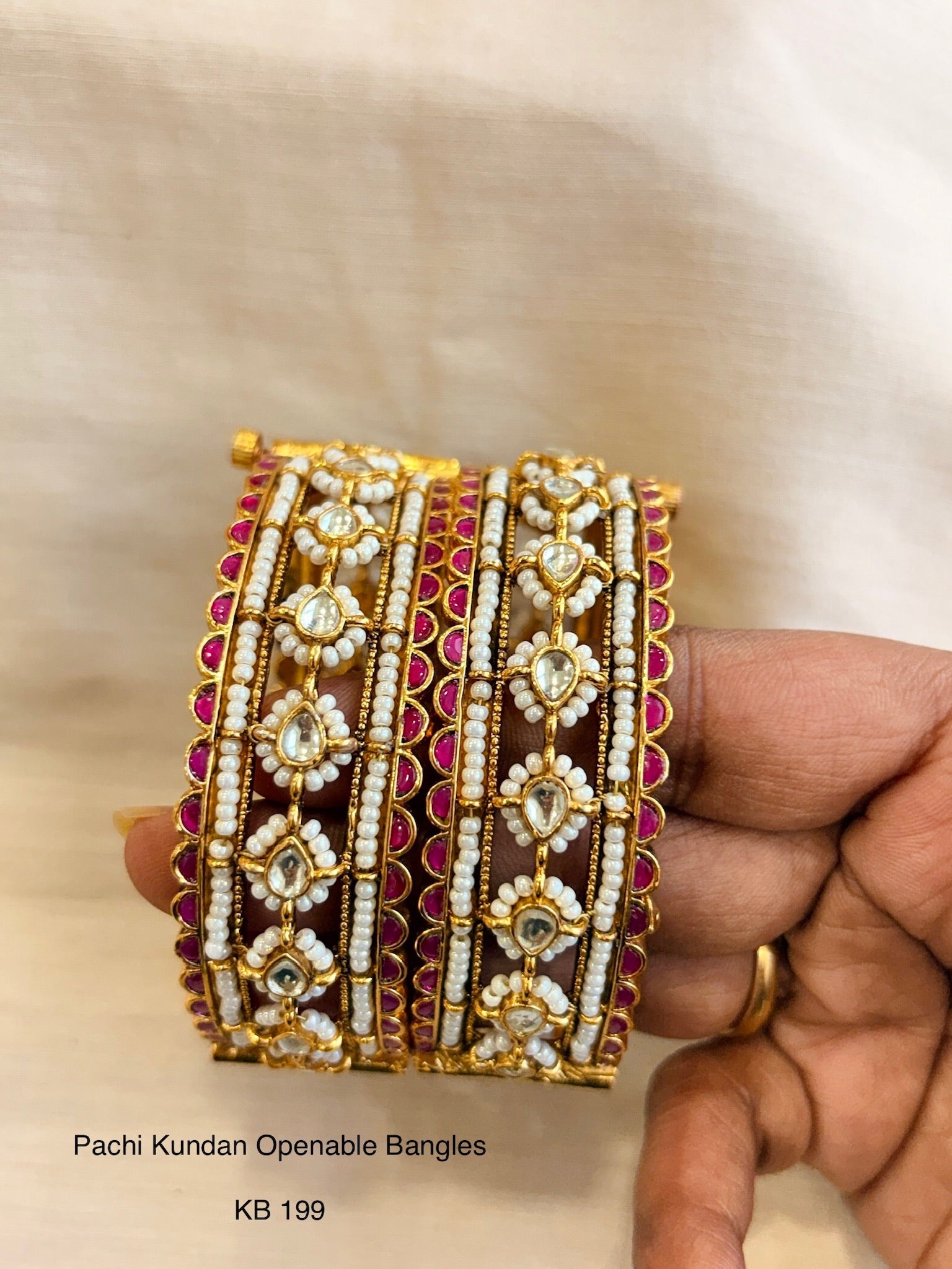 Heritage pachi kundan bangle