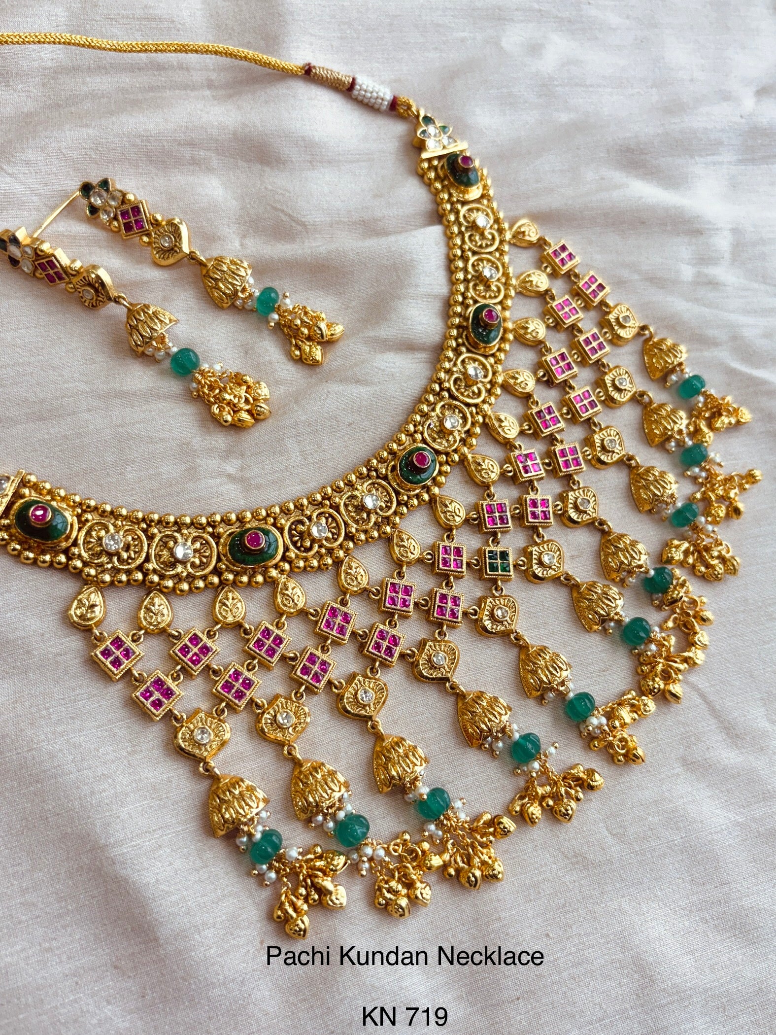 Heritage pachi kundan heavy necklace
