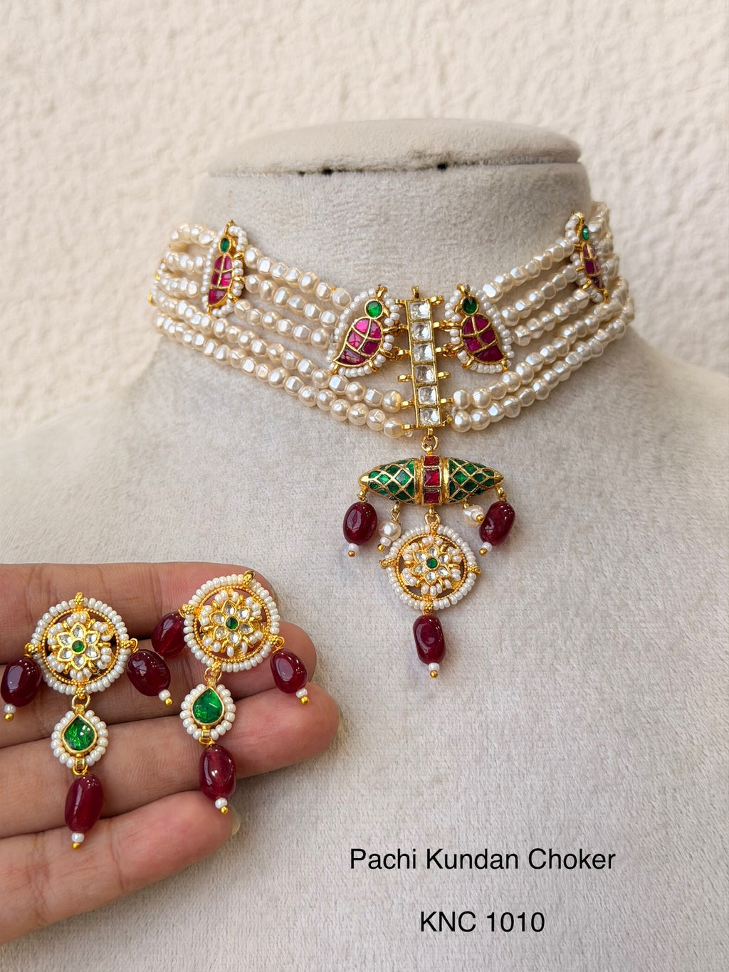 Handcrafted Gold Jadau Fusion Choker