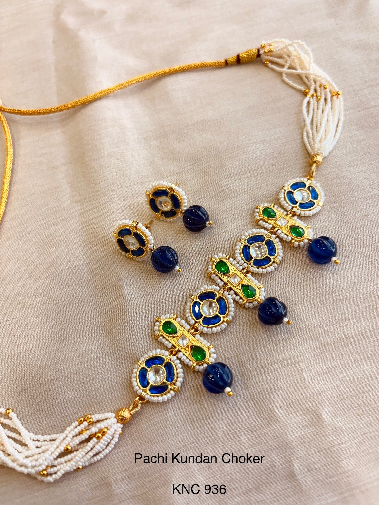 Indo contemporary choker
