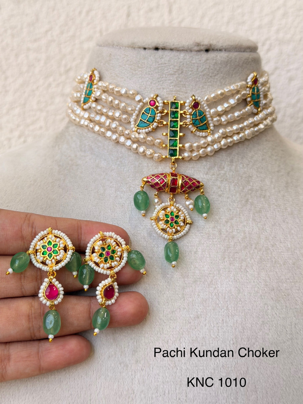 Handcrafted Gold Jadau Fusion Choker