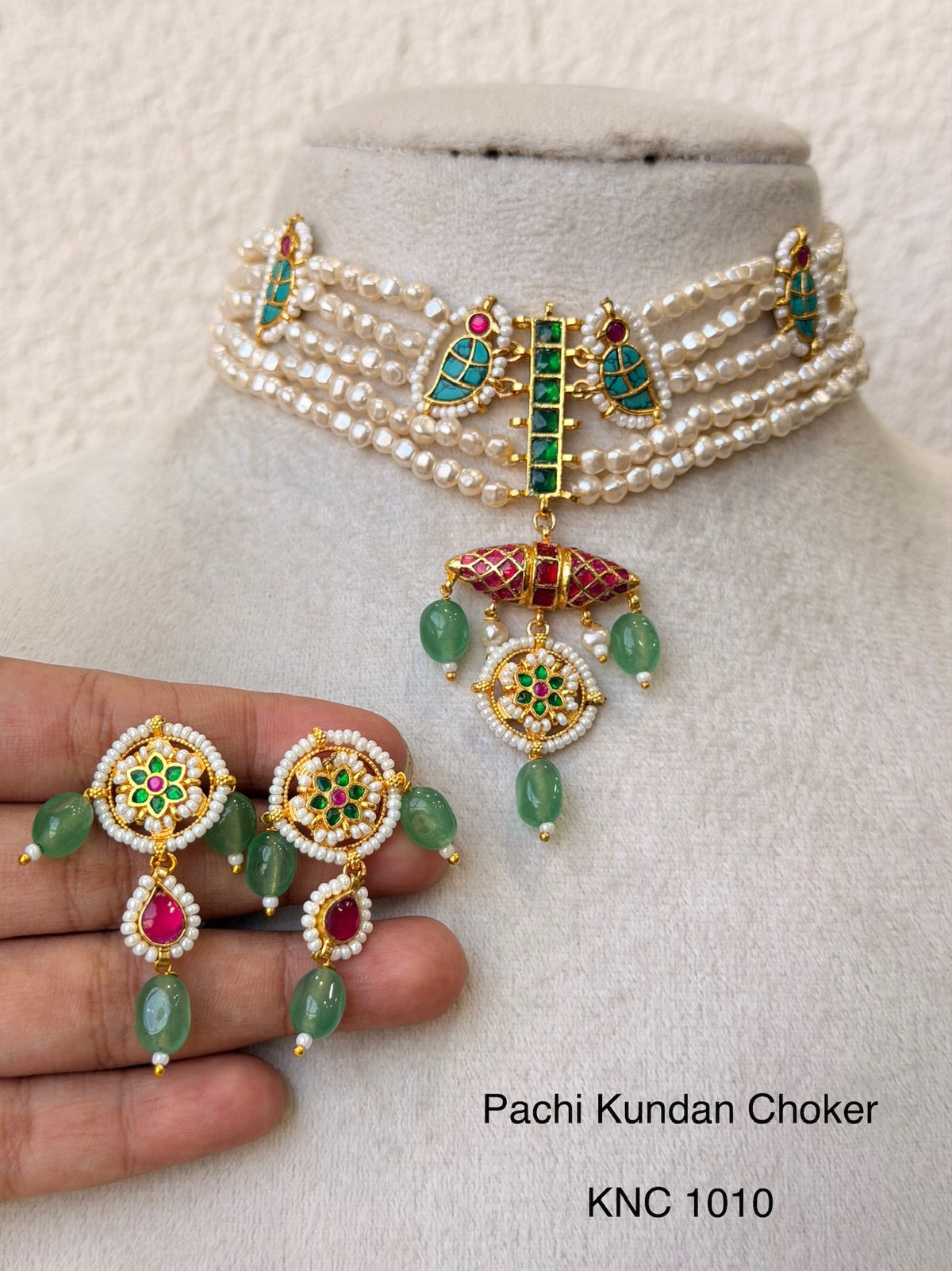 Handcrafted Gold Jadau Fusion Choker
