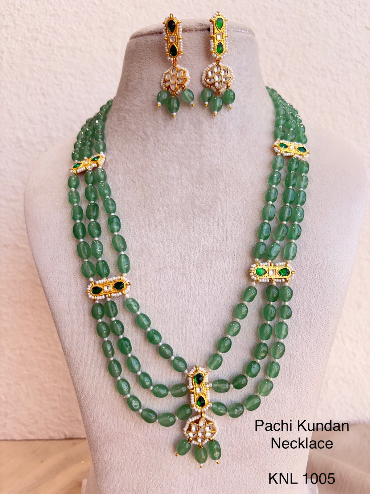 Handcrafted Gold Jadau Fusion Necklace