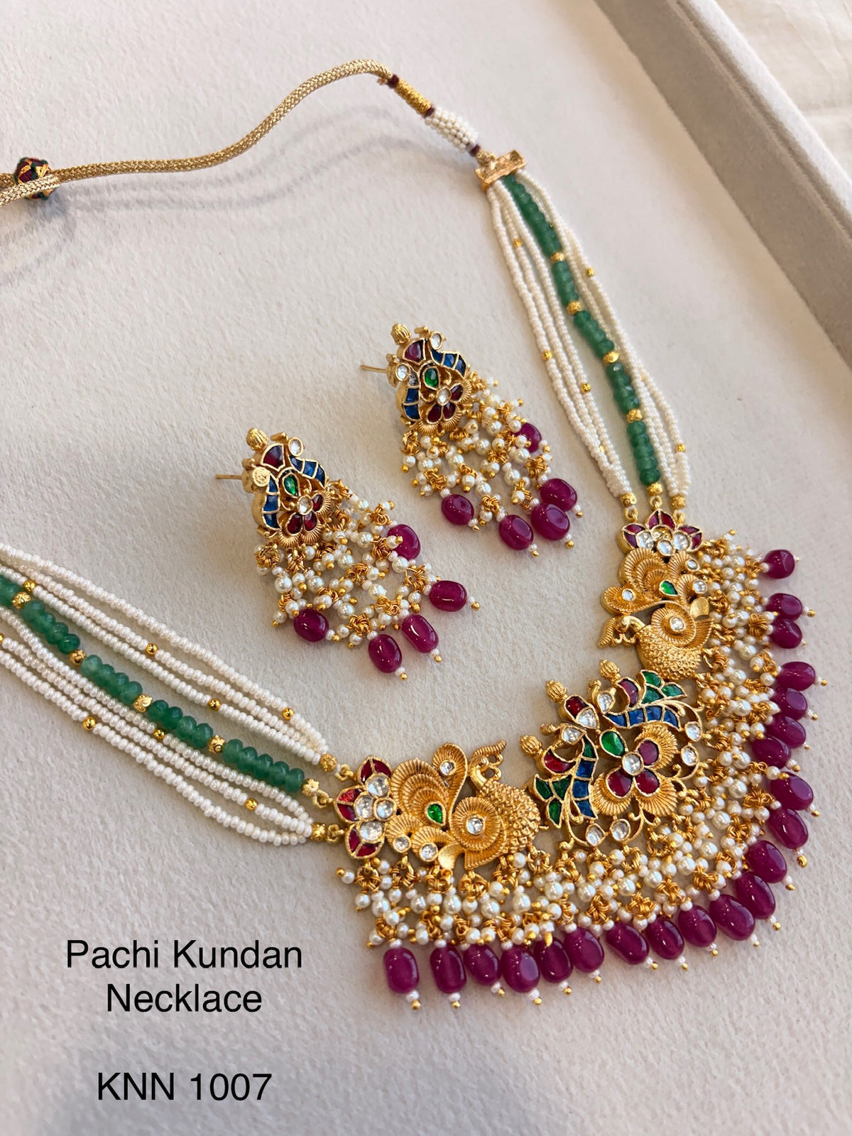 Handcrafted Gold Jadau Fusion Necklace