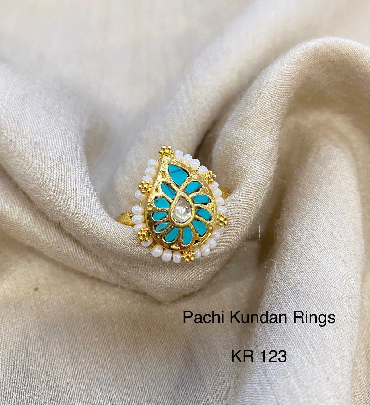 HANDCRAFTED GOLD JADAU RINGS