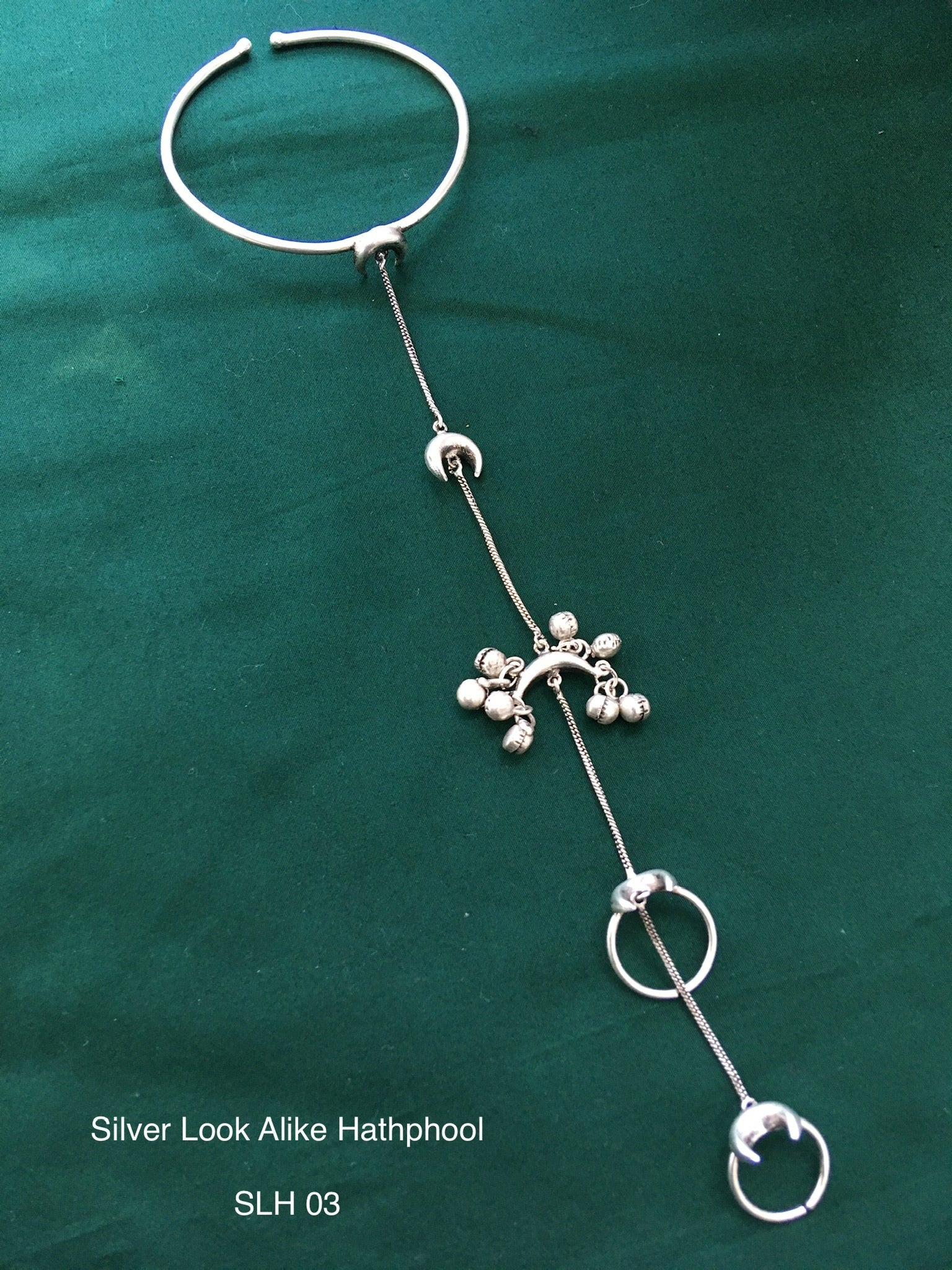 Antique  silver tone hathphool